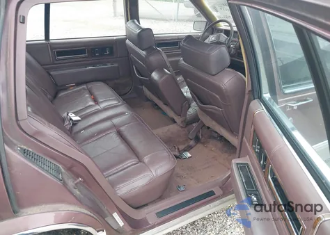 1989 Cadillac Deville z USA, uszkodzony, nr VIN 1G6CD5155K4359934